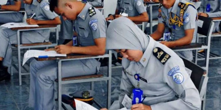 5 Sekolah Kedinasan Tanpa Tes Fisik, Peluang Masuk ASN jadi Lebih Mudah 1 sekolah kedinasan tanpa tes fisik