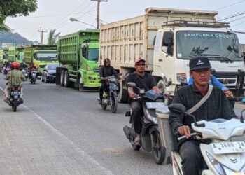 Bupati Serang Buka Suara Soal Truk Tambang di Bojonegara 1 truk tambang