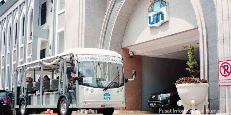 BLU UIN Syarif Hidayatullah Jakarta Resmi Kelola Satuan Pendidikan 1 UIN Syarif Hidayatullah Jakarta