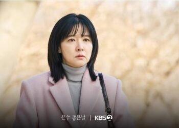 Walking On Thin Ice Episode 11