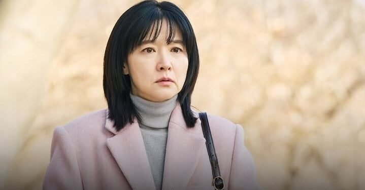 Spoiler Walking On Thin Ice Episode 11 Sub Indo: Eun Soo Suruh Suami dan Putrinya Lakukan Ini 1 Walking On Thin Ice Episode 11