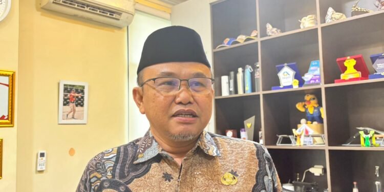 Robinsar Tunjuk Ahmad Aziz Setia Ade Jadi Plt Sekda Cilegon 1 pornas