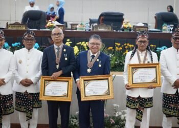 Kejaksaan RI Terima Empat Penghargaan dari Pemprov Banten 8 HUT Banten