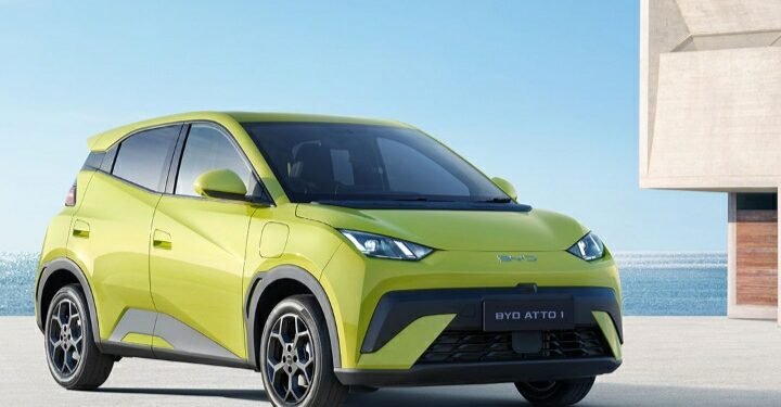 Ditawarkan Rp 195 Juta, Mobil Listrik BYD ATTO 1 yang Dilengkapi Fitur Canggih dan Futuristik 1 BYD ATTO 1