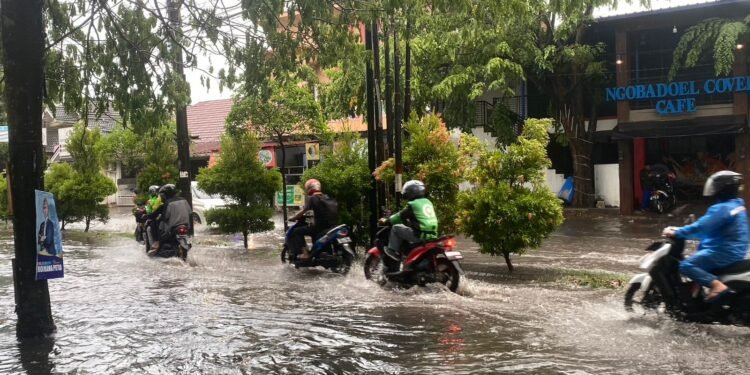 Musim Hujan Tiba, BPBD Kota Cilegon Klaim Siapkan Strategi Tangani Banjir 1 musim hujan