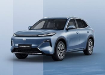 Geely Luncurkan Mobil Hibrida Super Irit, Sekali Isi Bahan Bakar Bisa PP Jakarta-Yogyakarta 6 Geely