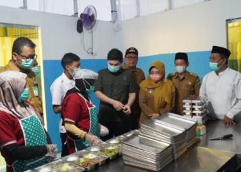 DPR RI Rizki Natakusumah Sebut MBG Bisa Perbaiki Gizi Masyarakat: Lebih Efektif dan Nyata 6 Rizki Natakusumah