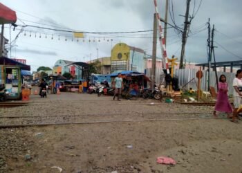 Pendapatan Parkir Pasar Rangkasbitung Terancam Tergerus Karena Kebijakan PT KAI 1 Pasar Rangkasbitung
