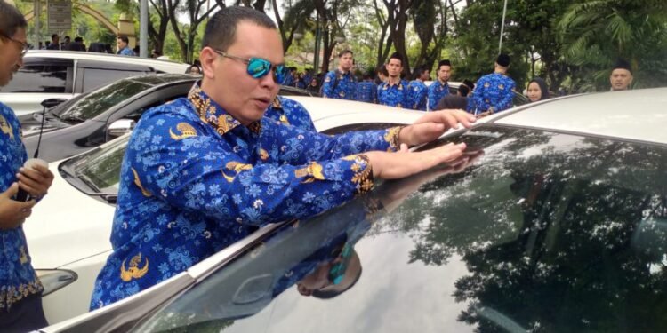 44 Mobil Pejabat Pemkot Serang Nunggak Pajak Kendaraan, Ada Mobil Plat Merah 1 nunggak bayar pajak pejabat Pemkot Serang