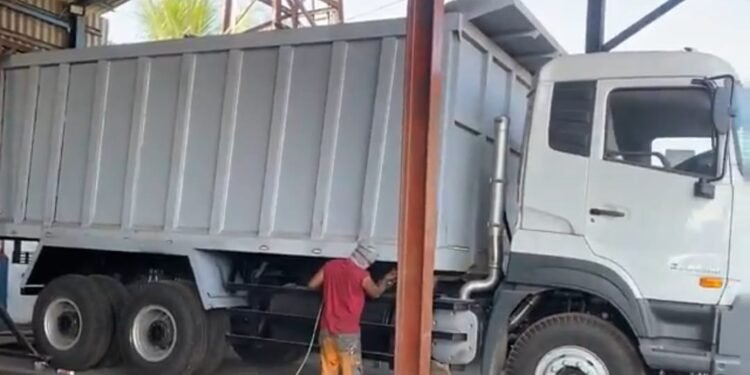 Banjir Truk Tambang di Cilegon dan Kabupaten Serang, Karoseri Tak Kecipratan Omzet Tambahan 1 karoseri