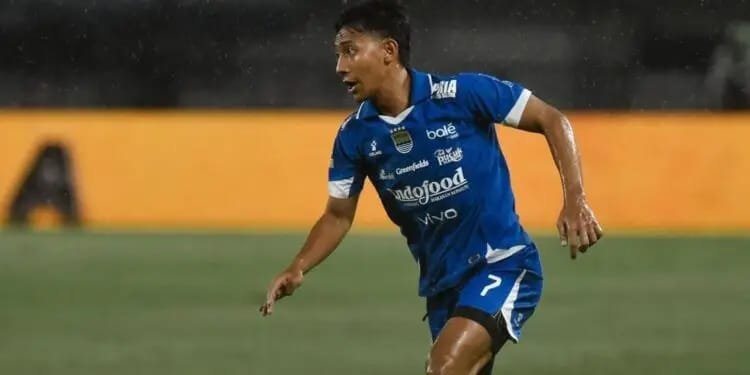 Beckham Putra Siap Hadapi Jadwal Padat Persib Bandung di 2 Pertandingan 1 Gelandang Persib Bandung, Beckham Putra Nugraha