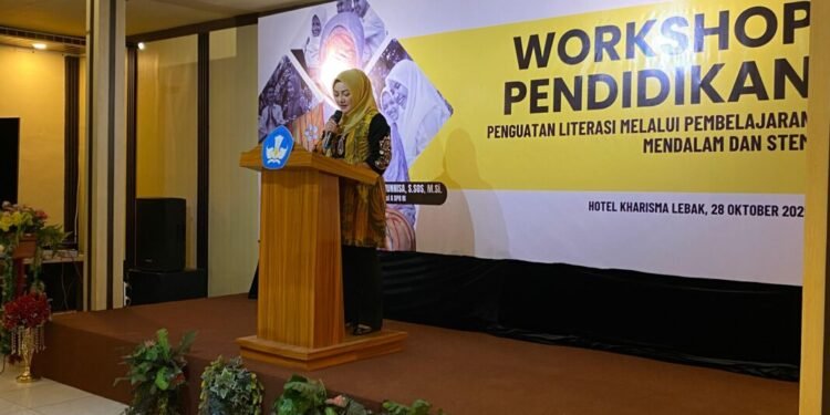 Adde Rosi Sayangkan Banyak Siswa Putus Sekolah di Kabupaten Lebak 1 sekolah