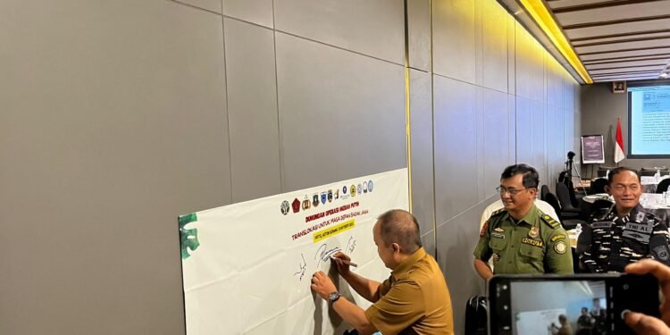 Pemprov Banten Dukung Translokasi Badak Jawa 1 translokasi badak jawa