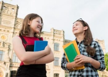 Ada Beasiswa Kuliah di University of Oxford untuk Pascasarjana, Simak Caranya di Sini! 2 University of Oxford