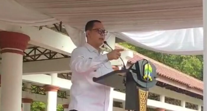 Walikota Serang Ngamuk Dapati PPPK yang Sedang Dilantik Malah Merokok 1 walikota serang