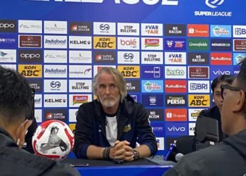 Dewa United Bangkit Atau Kembali Terpuruk Lagi Lawan Persib 7 Dewa United