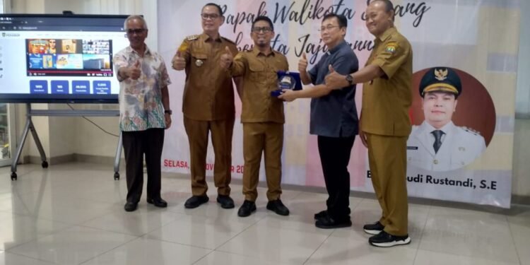 Dikunjungi Walikota Budi Rustandi, Ketua Yayasan BPK Penabur Serang: Kami Sangat Bahagia 1 BPK Penabur dikunjungi Budi Rustandi