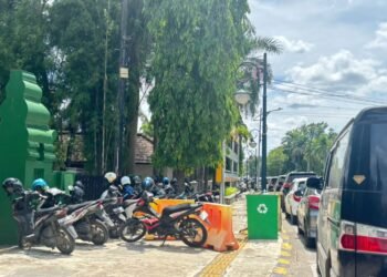 Hari Bebas Kendaraan Pemkot Cilegon, Ojol dan Tukang Parkir Raih Rezeki Berlimpah 5 Hari Bebas Kendaraan