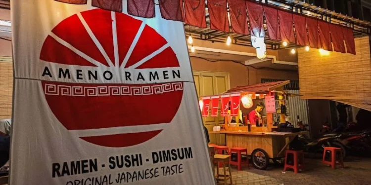 3 Rekomendasi Jajanan Kaki Lima Ala Jepang di Kota Cilegon, Rasa Boleh Diadu Bintang 5 1 makan ala Jepang di Kota Cilegon