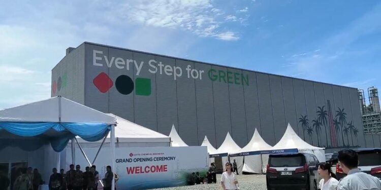 Lotte Chemical Cilegon Serap Tenaga Kerja Kurang Lebih 800 Orang, Warga Pribumi Kisaran Hanya 2 Persen 1 Cilegon