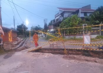 Proyek drainase di rokal