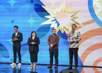 Panggung Grand Final Shopee Jagoan UMKM Naik Kelas menjadi semakin istimewa dengan kehadiran Maman Abdurrahman selaku Menteri UMKM Republik Indonesia.