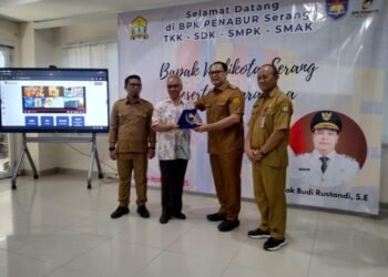 Setelah 36 Tahun Berdiri, Baru Walikota Budi Rustandi yang Pertama Kunjungi SD SMP SMK BPK Penabur Serang 2 Walikota Serang Budi Rustandi