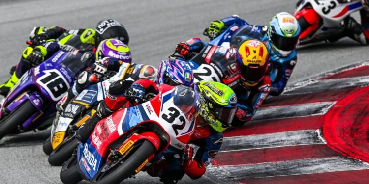 BANGGA! Pembalap AHM Asal Indonesia Jadi Juara di Moto3 JuniorGP Barcelona 1 AHM