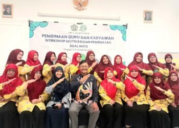 Workshop Motivasi dan Pembuatan Soal HOTS di MIN 3 Jakarta Bersama Pakar dari UNINDRA 2 MIN 3 Jakarta