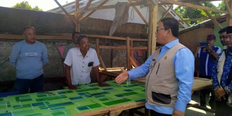 Wakil Bupati Lebak Ngamuk, Banyak Lapak Dadakan di Luar Area Pasar Semi Rangkasbitung 1 Wakil Bupati Lebak Amir Hamzah