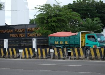 Dishub Banten Batasi Truk Tambang Maksimal 10 Ton, Hasil Evaluasi Tunggu Keputusan Gubernur 3 Muatan truk tambang dibatasi hanya 10 ton