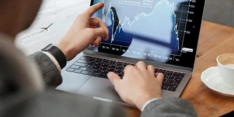 Mulai Untung, Saham Bank Digital Bisa Naik Hingga Desember 2025 1 saham