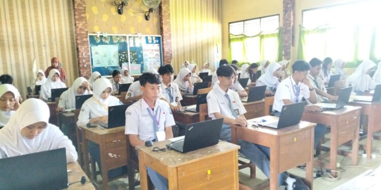 Ratusan Pelajar SMAN 1 Cikande Ikut TKA 1 sman 1 cikande
