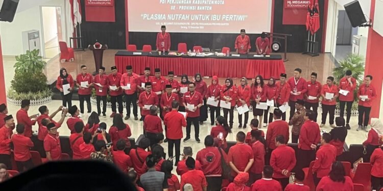 Ade Sumardi kembali pimpin DPD PDI Perjuangan