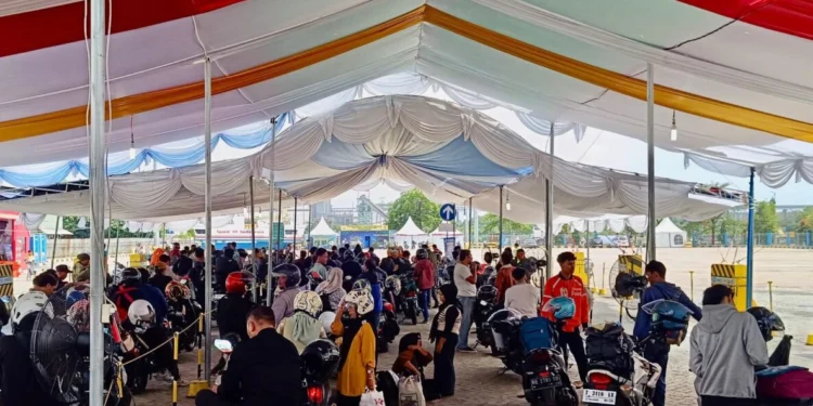 Arus kendaraan Pelabuhan Ciwandan