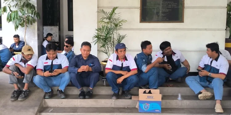 Geruduk Pemkot Cilegon, Karyawan PT KPI Minta Kejelasan Status Bekerja 1 Cilegon