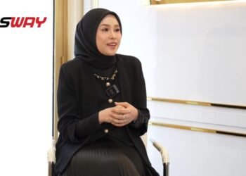 Erlyanie founder B Erl Cosmetics