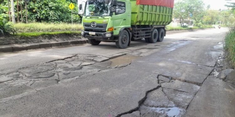 Jelang Diberlakukan Angkutan Nataru, JLS Kota Cilegon Masih Rusak 1 JLS