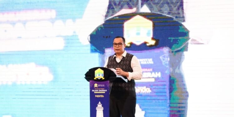 Walikota Serang Budi Rustandi Apresiasi Wajib Pajak di Malam Anugerah Pajak Daerah 2025 1 Walikota Serang apresiasi wajib pajak