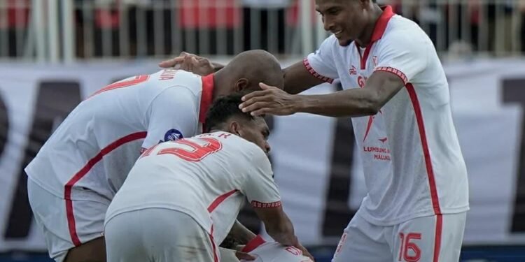 Persib Bandung Keok dari Malut United, Sangat Mantan Cetak Gol Kemenangan Laskar Kie Raha 1 Persib