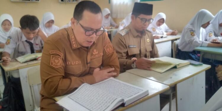 SMP Negeri di Kota Serang Wajibkan Siswa Muslim Baca Al Quran Sebelum KBM 1 Kota Serang