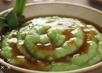 Gampang Banget! Resep Bubur Sumsum Pandan yang Lezat dan Gurih, Lumer di Mulut 6 bubur sumsum