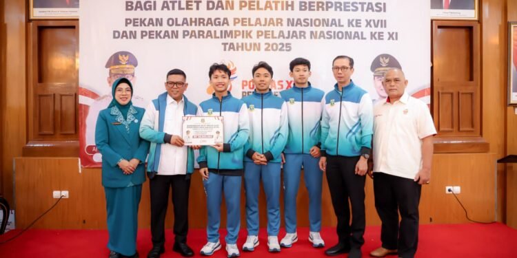 Atlet Popnas Banten Diganjar Bonus Puluhan Juta Oleh Gubernur Banten 1 popnas