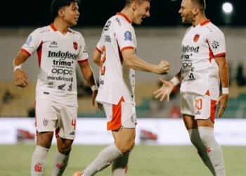 Bali United Tumbangkan 10 Pemain PSM Makassar 2 Bali United
