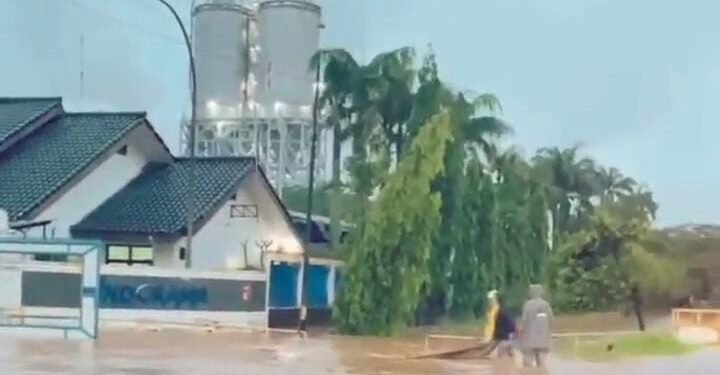 Kota Cilegon dikepung banjir