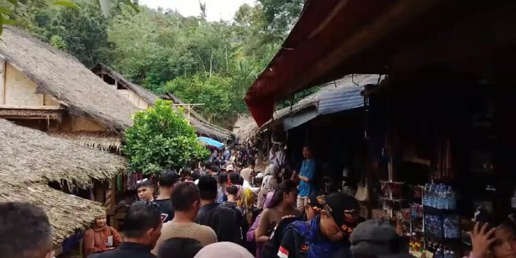 Tradisi kawalu baduy