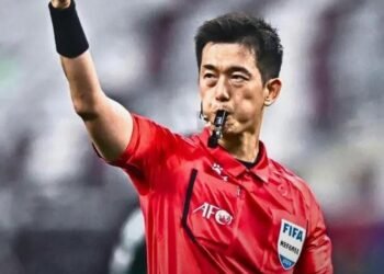 Wasit Asal Korea Selatan Ko Hyung-Jin Pimpin Laga Panas El Clasico Persib vs Persija 10 Wasit Ko Hyung-Jin
