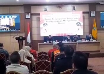 Suasana rapat evaluasi bersama penanganan banjir di Kota Cilegon. (Uri/Banten Raya)