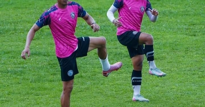 Duo pemain Arema FC