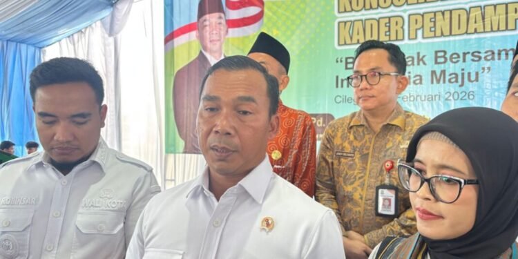 Menteri Kependudukan dan Pembangunan Keluarga Wihaji mengklaim dari seluruh dunia hanya ada di Indonesia ibu hamil dan ibu menyusui mendapatkan Makan Bergizi Gratis (MBG). (Tia/Bantenraya)